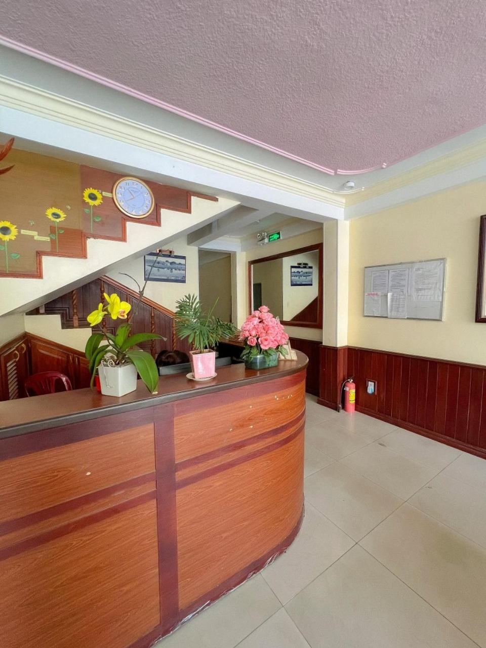 Hoa Lan Hotel 大叻 外观 照片